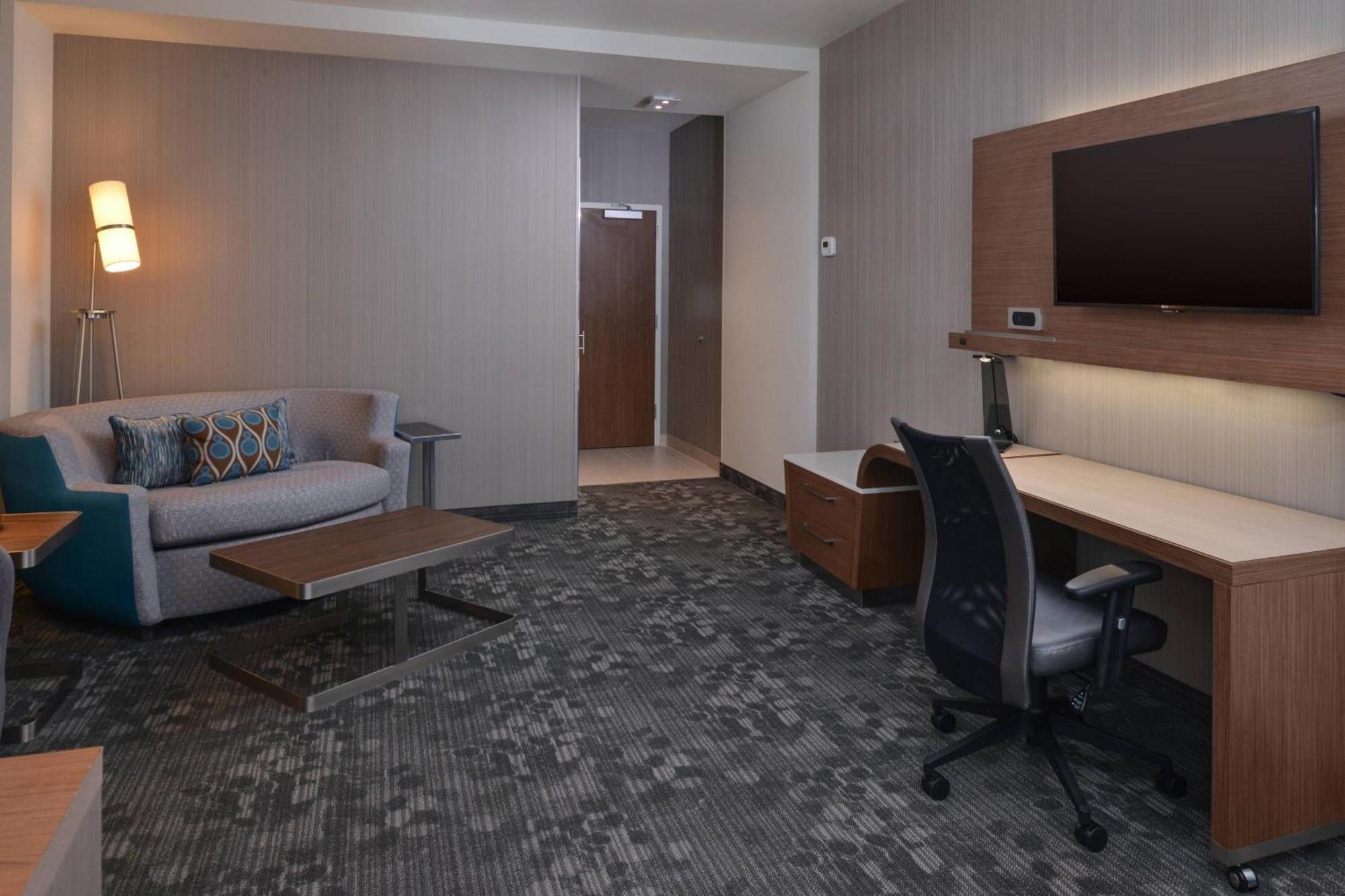 Courtyard By Marriott St. Louis St. Peters Ξενοδοχείο Saint Peters Εξωτερικό φωτογραφία